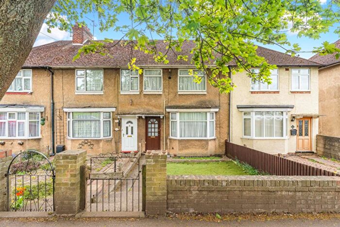 3 Bedroom Terraced House For Sale In Ruscote Avenue, Banbury, OX16