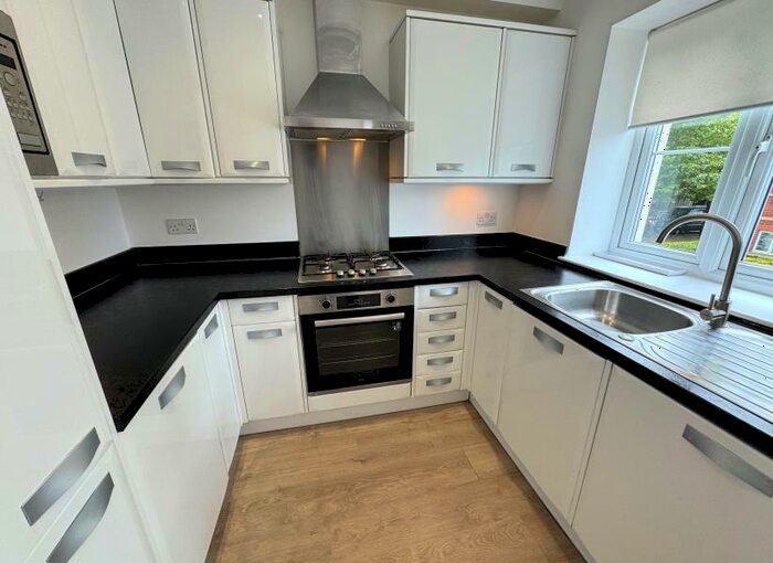 1 Bedroom Flat To Rent In Glebe Road, Finchley, N3