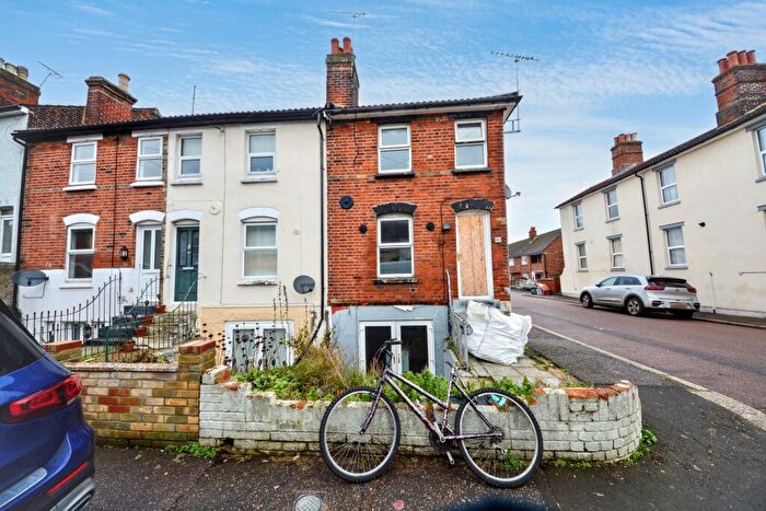 4 Bedroom End Of Terrace House For Sale In Maria Street, Harwich, Essex, CO12