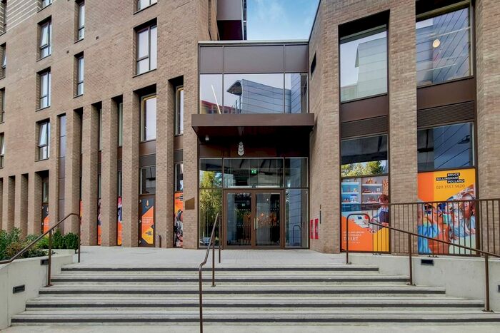 3 Bedroom Flat To Rent In Adlay Apartments, Silvertown, London, E16