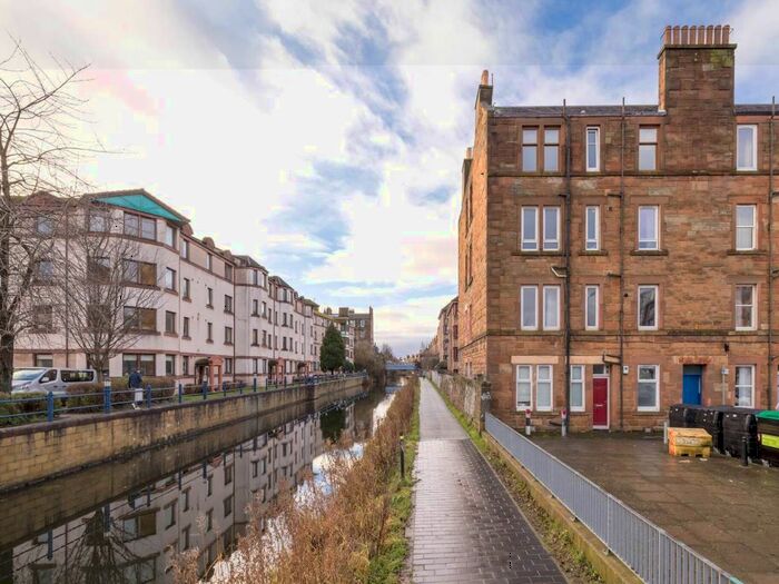 2 Bedroom Flat To Rent In Gibson Terrace, Edinburgh, EH11