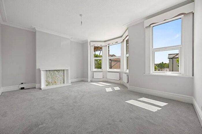 2 Bedroom Flat To Rent In Olive Road, London, NW2