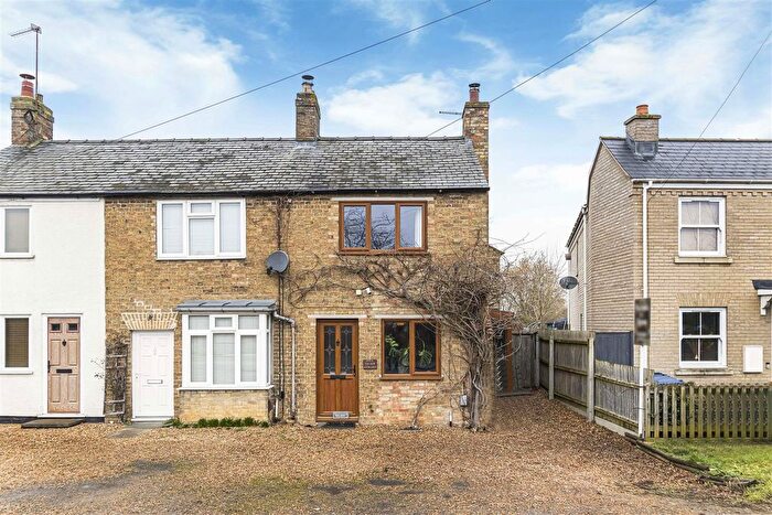 3 Bedroom End Of Terrace House For Sale In Histon Road, Cottenham, Cambridge, CB24