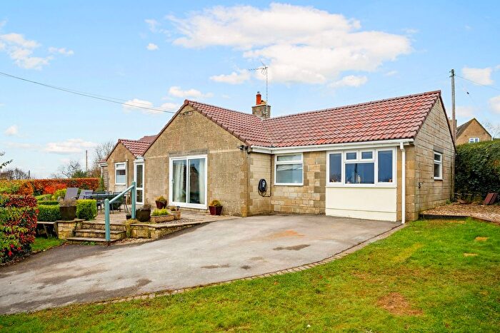 4 Bedroom Detached Bungalow For Sale In Oakridge Lynch, Stroud, GL6
