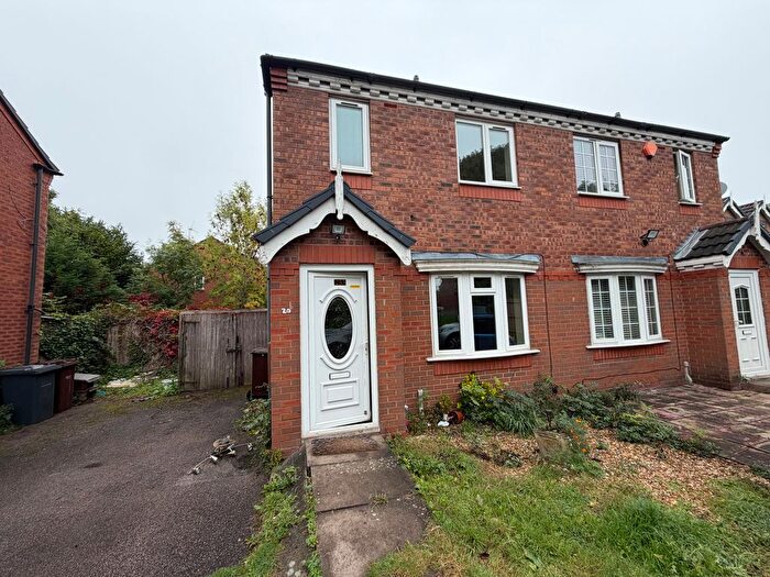 3 Bedroom Semi-detached House To Rent In Langsett Road, Heath Town, Wolverhampton, WV10