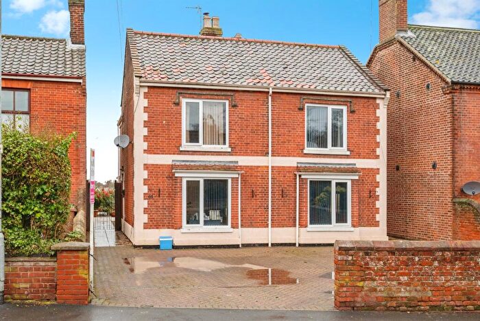 4 Bedroom Detached House For Sale In Mundesley Road, North Walsham, NR28