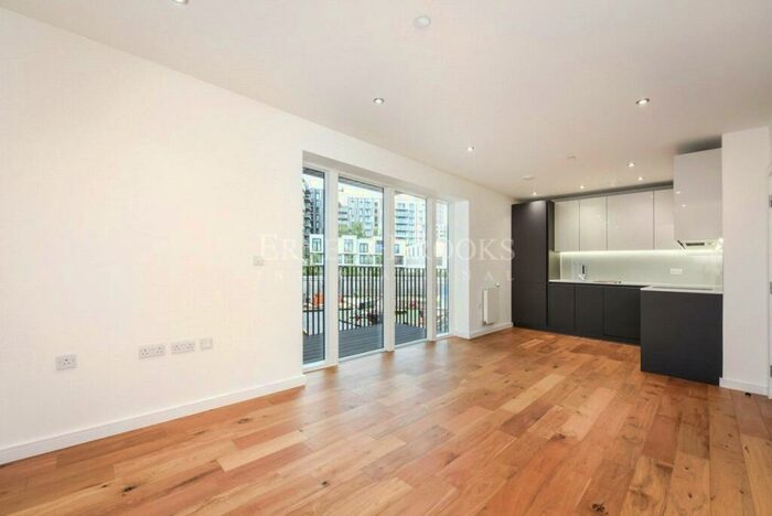 1 Bedroom Apartment To Rent In Dawson Building, Prospect Row, Stratford, E15