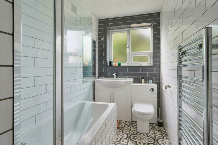 2 Bedroom Apartment To Rent In Aysgarth Court, Sutton Common Road, SM1