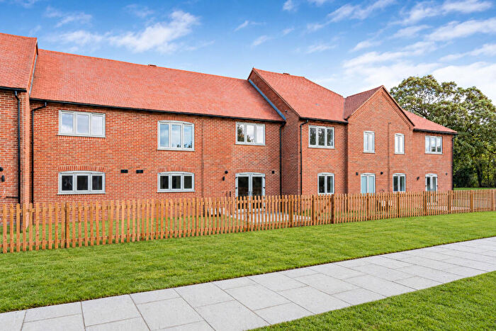 1 Bedroom Apartment For Sale In Kingswell Court, Harwell, OX11