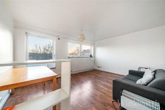 4 Bedroom Maisonette To Rent In Lovelinch Close, London, SE15