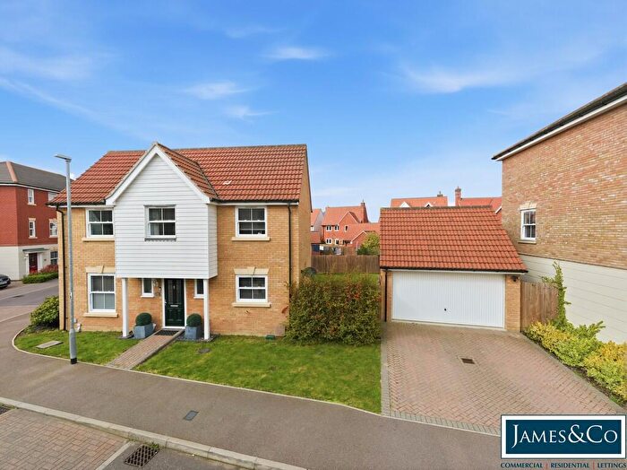 4 Bedroom Detached House For Sale In Snowberry Road, Dunmow, CM6