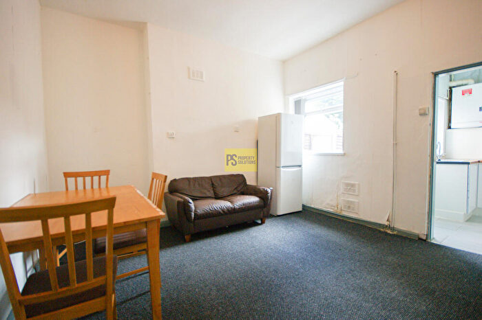 1 Bedroom Terraced House To Rent In Hazelwell Street, Stirchley, Birmingham, B30