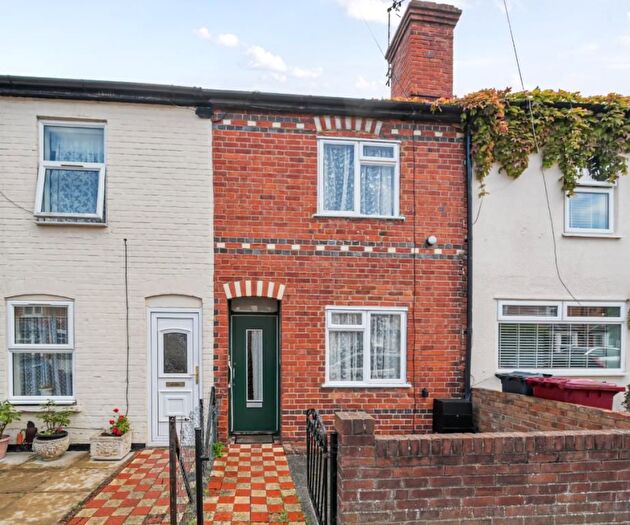 2 Bedroom Terraced House To Rent In Elm Park Road, Reading, RG30