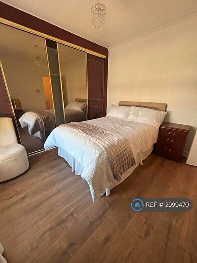 3 Bedroom Terraced House To Rent In Stewarton St, Wishaw, ML2