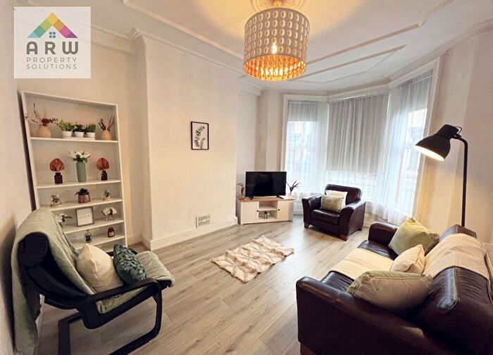 4 Bedroom Terraced House To Rent In Gainsborough Road, Liverpool, Merseyside, L15