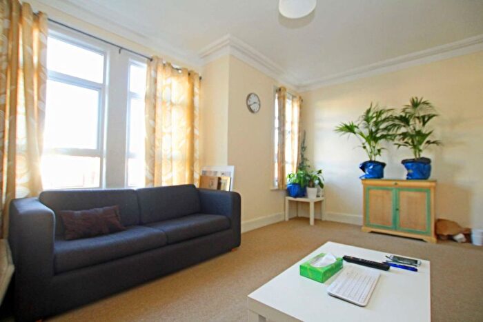 2 Bedroom Flat To Rent In Seaford Road, London, W13