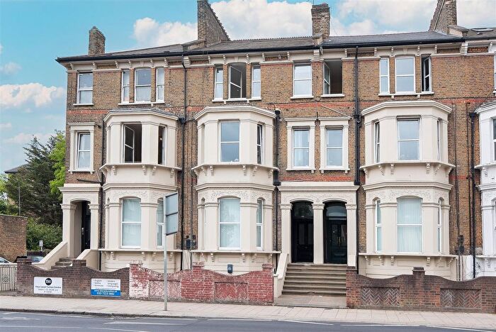 1 Bedroom Flat To Rent In Lavender Hill, London, SW11
