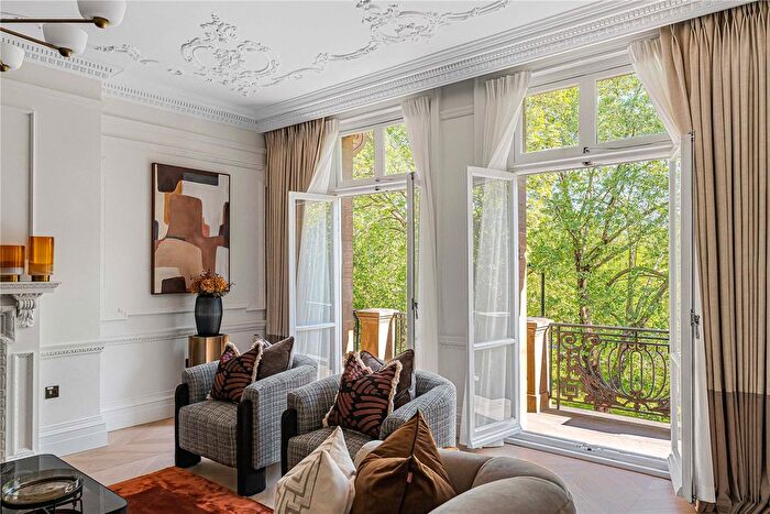 5 Bedroom Flat For Sale In Hyde Park Place, London, W2
