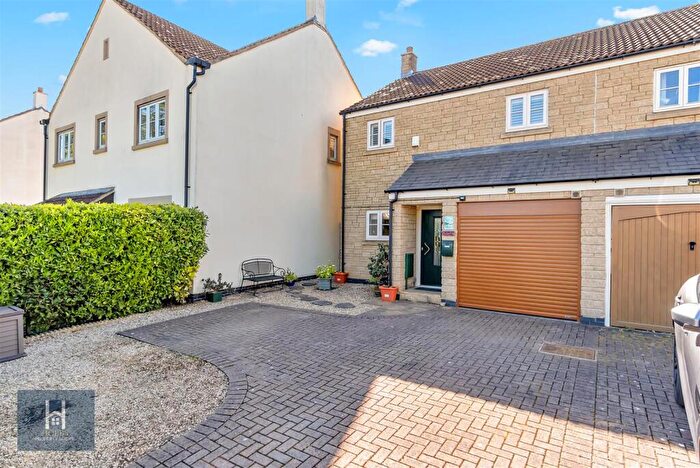 3 Bedroom Semi-Detached House For Sale In New Road, Rangeworthy, BS37