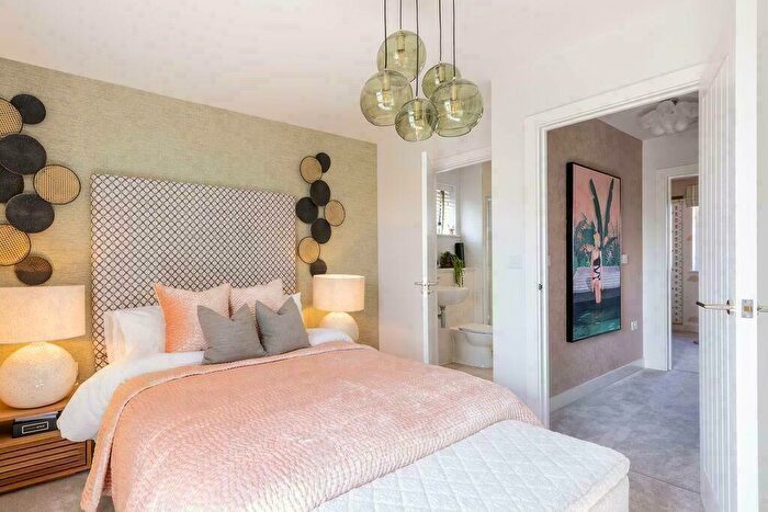 4 Bedroom Link Detached House For Sale In Wintringham, Bret Road, St Neots, PE19