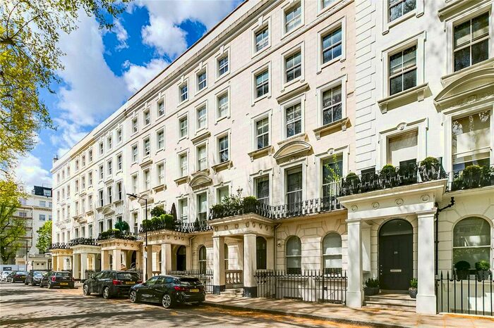 2 Bedroom Flat To Rent In Craven Hill Gardens, London, W2