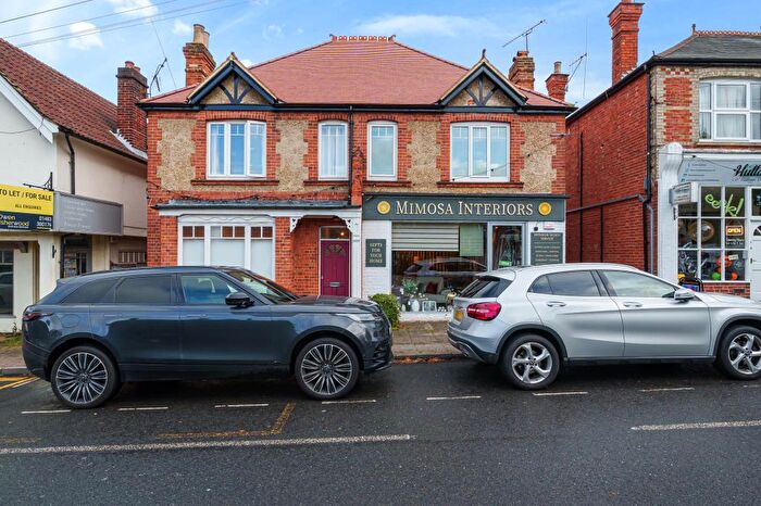 1 Bedroom Maisonette To Rent In Sunninghill, High Street, SL5