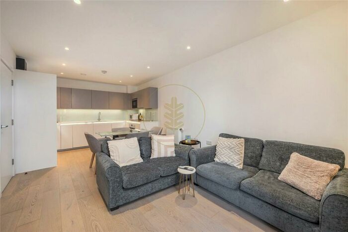 2 Bedroom Apartment To Rent In Wilkinson Close, London, NW2