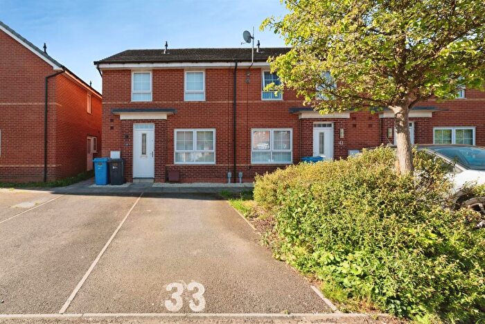 2 Bedroom End Of Terrace House For Sale In Colman Crescent, Hull, HU8