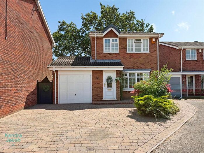 3 Bedroom Detached House For Sale In Harvest Close, Worksop, S81