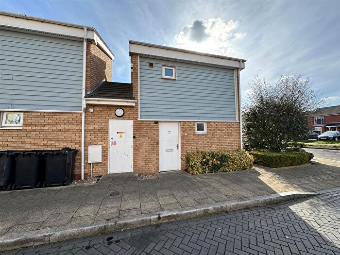 1 Bedroom End Of Terrace House To Rent In Tangmere Drive, Birmingham, B35