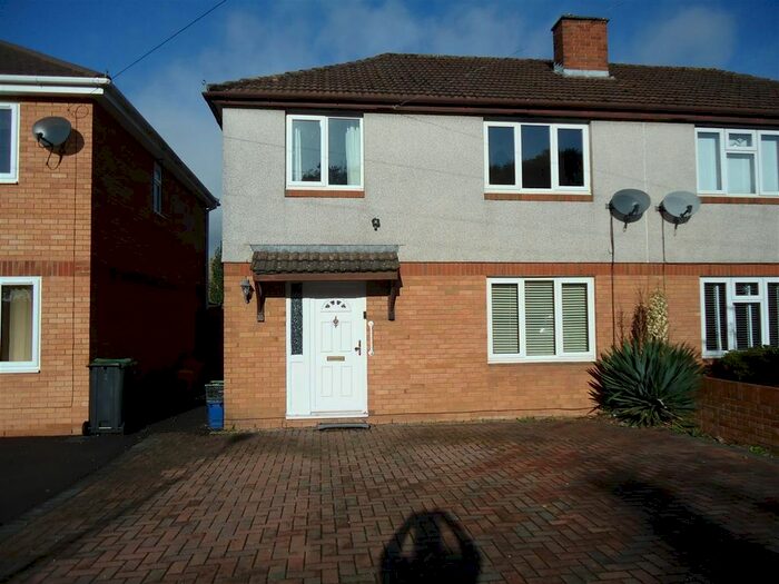 3 Bedroom Semi-Detached House To Rent In Longcroft Road, Caldicot, NP26