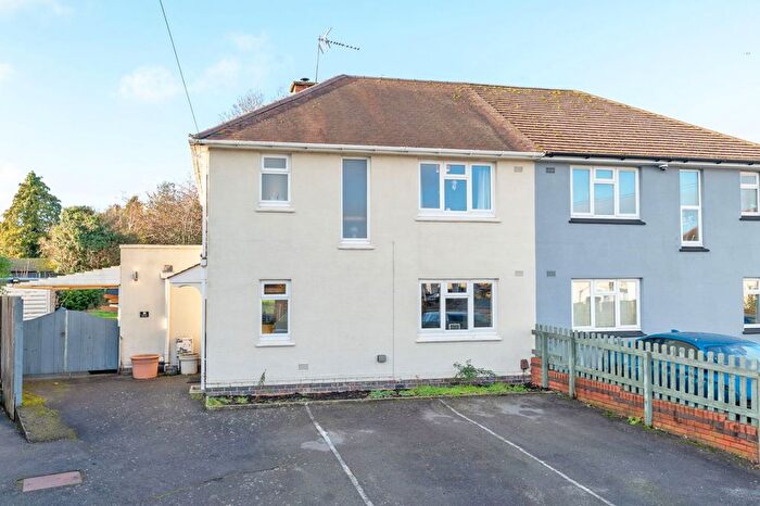 3 Bedroom Semi Detached House For Sale In Meadow Street, Market Harborough, Leicestershire, LE16