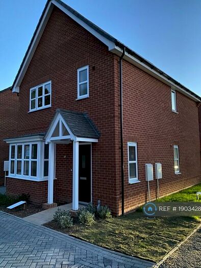 3 Bedroom Detached House To Rent In Waterside Lane, Sandhurst, GU47