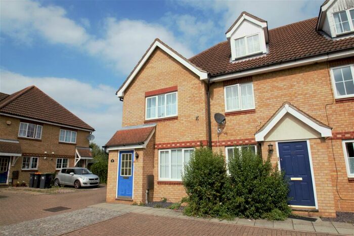 2 Bedroom End Of Terrace House To Rent In Dorsey Drive, Bedford, MK42