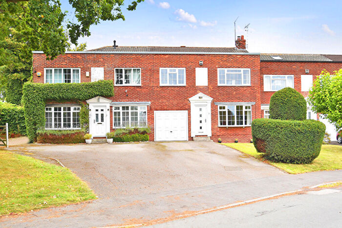 4 Bedroom Terraced House For Sale In Ashgarth Way, Harrogate, HG2