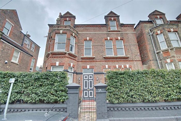 2 Bedroom Flat To Rent In Hereford Road, Southsea, PO5