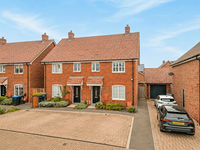 3 Bedroom Semi-Detached House For Sale In Hedgehog Way, Berkhamsted, HP4