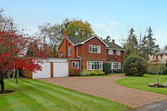 5 Bedroom House To Rent In The Garth, Cobham, KT11