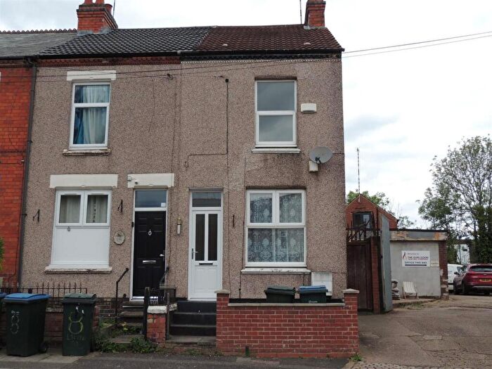 2 Bedroom Terraced House To Rent In Latham Road, Earlsdon, Coventry., CV5