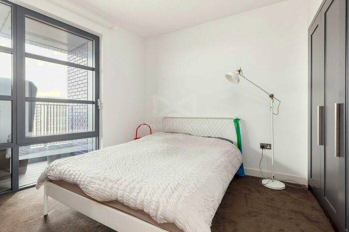 1 Bedroom Flat For Sale In London City Island, Lookout Lane, London, E14