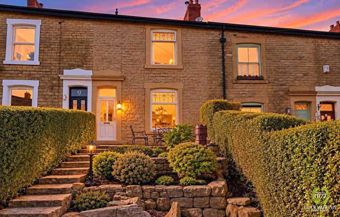 3 Bedroom Terraced House For Sale In Carus Avenue, Hoddlesden, BB3