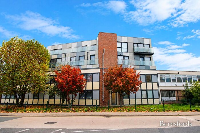 1 Bedroom Apartment To Rent In Radford Way, CM12