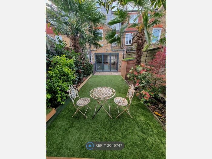 3 Bedroom Terraced House To Rent In Clarendon Road, London, N15