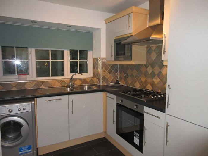1 Bedroom Flat To Rent In Forest Rd, Loughton, IG10