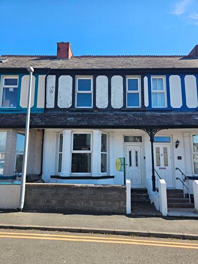 4 Bedroom Terraced House To Rent In Kimberley Road, Llandudno Junction, LL31