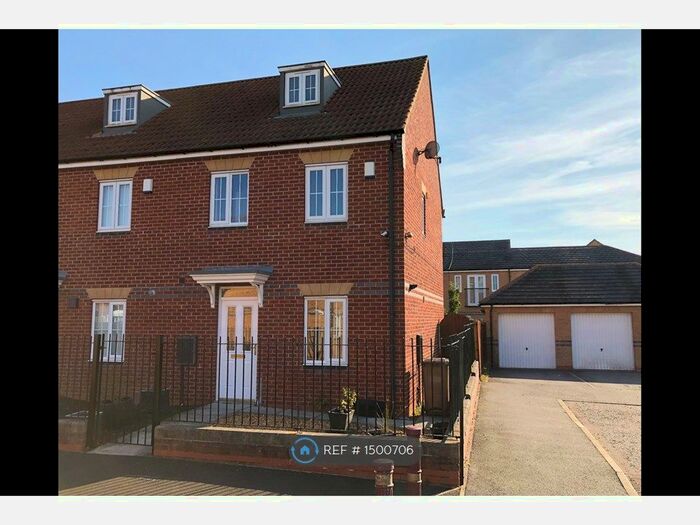 3 Bedroom End Of Terrace House To Rent In Consort Place, Longbenton, NE12