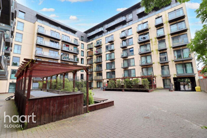 1 Bedroom Apartment To Rent In High Street, Slough, SL1