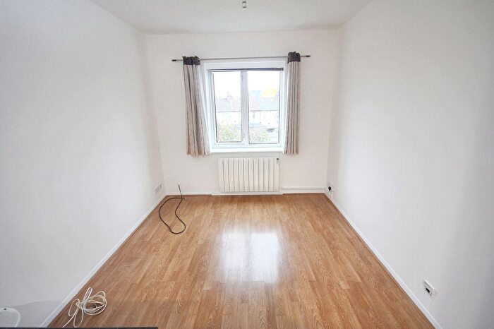 1 Bedroom Flat To Rent In Copthorne Mews, Hayes, UB3