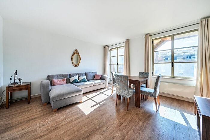 1 Bedroom Flat To Rent In Queen Elizabeth Street, Shad Thames, SE1