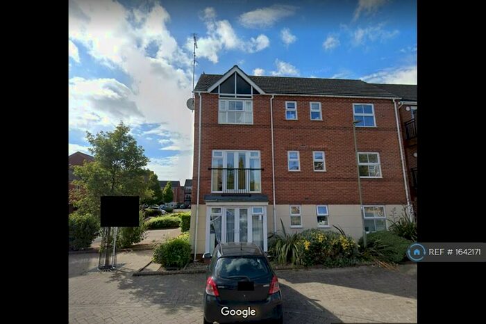 2 Bedroom Flat To Rent In Verney Road, Banbury, OX16